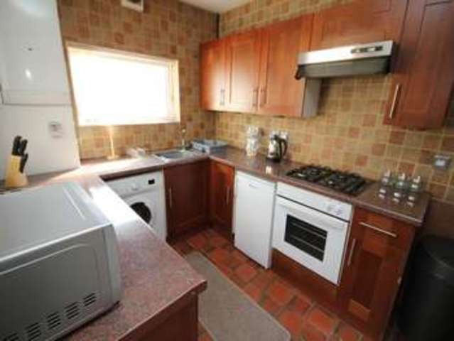  Image of 1 bedroom House Share to rent in Froghall Lane Warrington WA2 at Warrington Cheshire Fearnhead, WA2 7JP