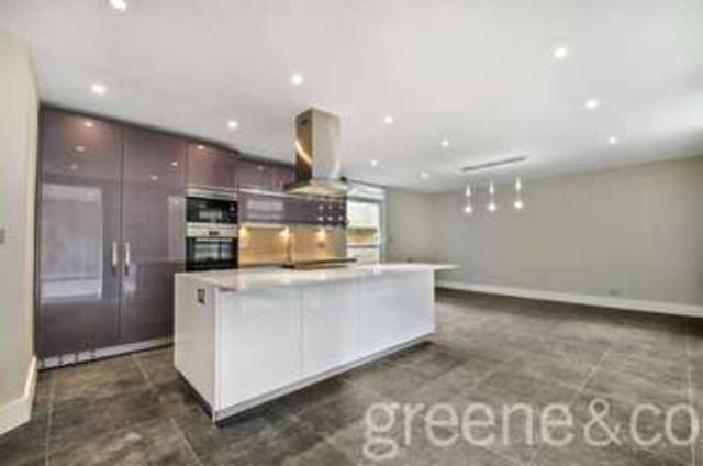  Image of 4 bedroom Detached house to rent in Frognal London NW3 at Hampstead London Swiss Cottage, NW3 6AL