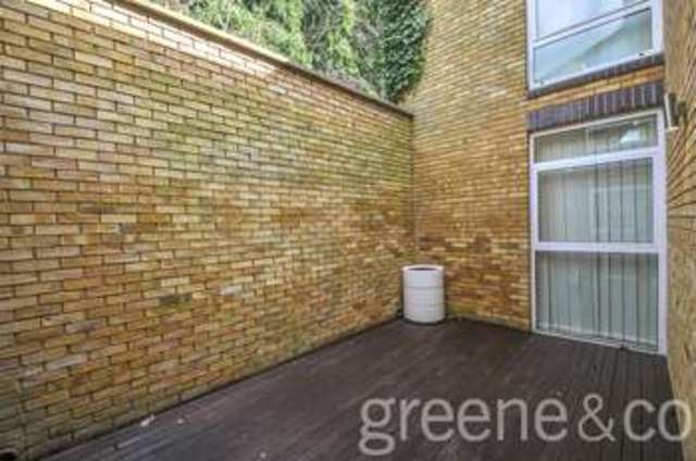  Image of 4 bedroom Detached house to rent in Frognal London NW3 at Hampstead London Swiss Cottage, NW3 6AL