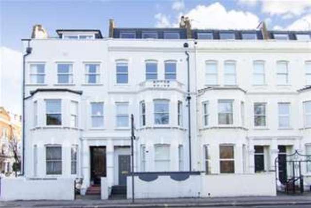  Image of 2 bedroom Detached house to rent in Fulham Palace Road London SW6 at London, SW6 6SU