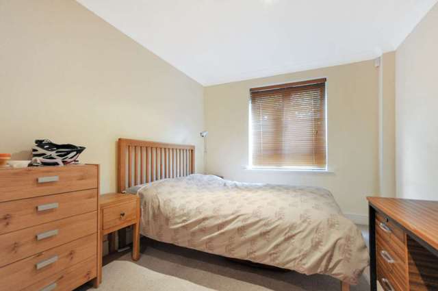  Image of 4 bedroom Apartment for sale in Walton Well Road Oxford OX2 at Furnace House  Oxford, OX2 6GF