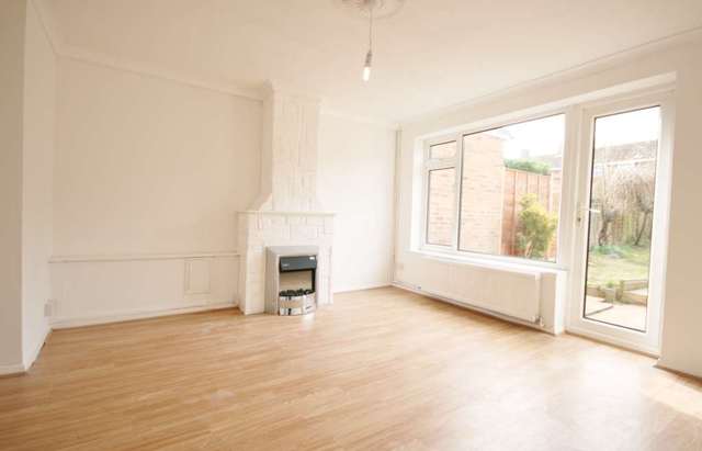  Image of 2 bedroom Terraced house for sale in Spencer Way Hemel Hempstead HP1 at Spencer Way Gadebridge Hemel Hempstead, HP1 3LZ