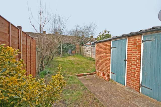  Image of 2 bedroom Terraced house for sale in Spencer Way Hemel Hempstead HP1 at Spencer Way Gadebridge Hemel Hempstead, HP1 3LZ