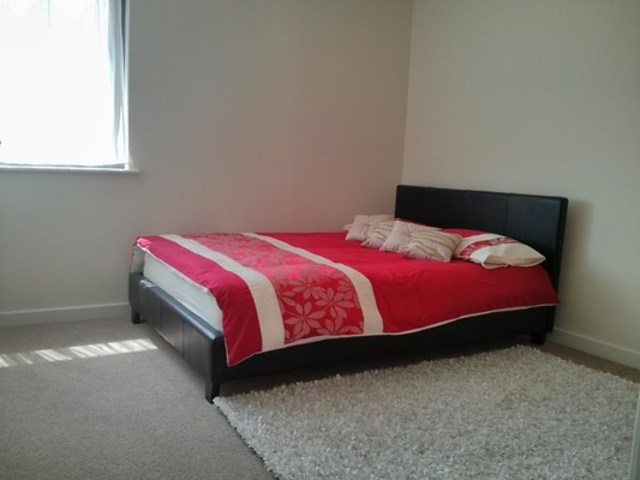  Image of House Share to rent in Galleons Drive Barking IG11 at GALLEONS DRIVE BARKING ILFORD, IG11 0FA