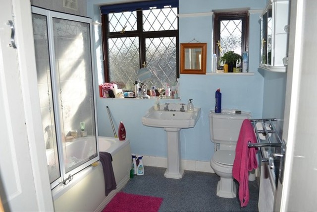 Image of 3 bedroom Semi-Detached house to rent in Galsworthy Avenue Chadwell Heath Romford RM6 at Galsworthy Avenue  Chadwell Heath, RM6 4QA