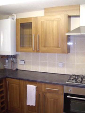  Image of 3 bedroom Terraced house to rent in Gibson Road Dagenham RM8 at Gibson Road  Dagenham, RM8 1YE