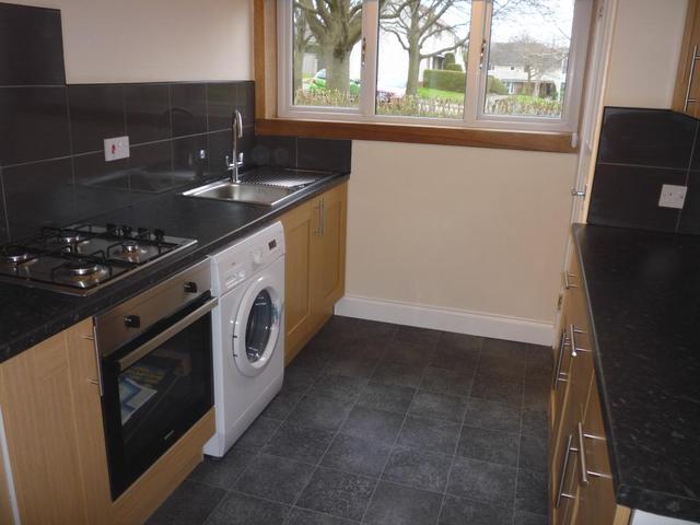  Image of 2 bedroom Flat to rent in Gillway Rosyth Dunfermline KY11 at Rosyth Fife Fife, KY11 2UJ