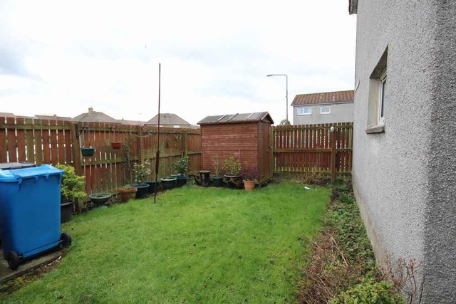  Image of 2 bedroom Flat to rent in Glen Road Deans Livingston EH54 at Deans West Lothian West Lothian, EH54 8DQ