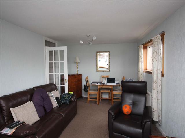  Image of 2 bedroom Flat to rent in Glen Road Deans Livingston EH54 at Deans West Lothian West Lothian, EH54 8DQ