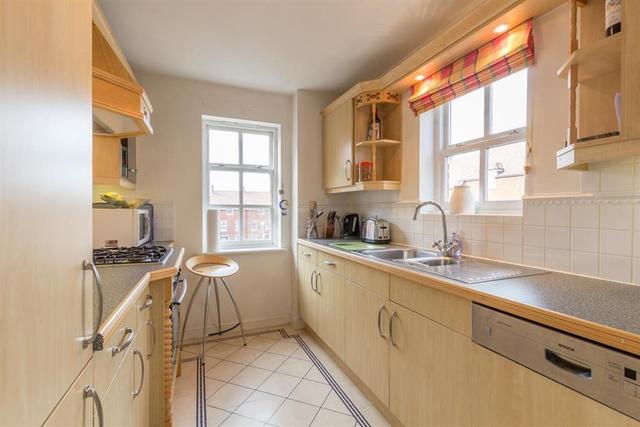  Image of 2 bedroom Apartment to rent in Goldsmith Way St. Albans AL3 at Goldsmith Way  ST. ALBANS, AL3 5LN