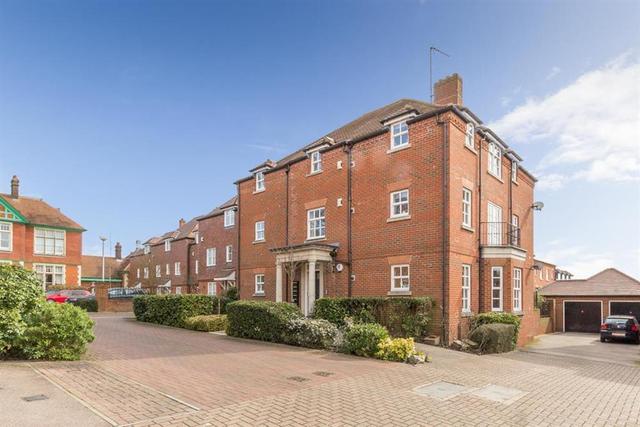  Image of 2 bedroom Apartment to rent in Goldsmith Way St. Albans AL3 at Goldsmith Way  ST. ALBANS, AL3 5LN