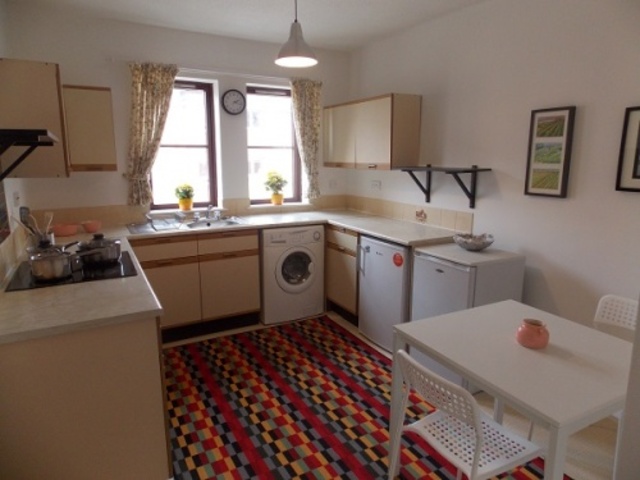  Image of 2 bedroom Flat to rent in Golfhill Drive Dennistoun Glasgow G31 at Dennistoun Glasgow Glasgow, G31 2NY