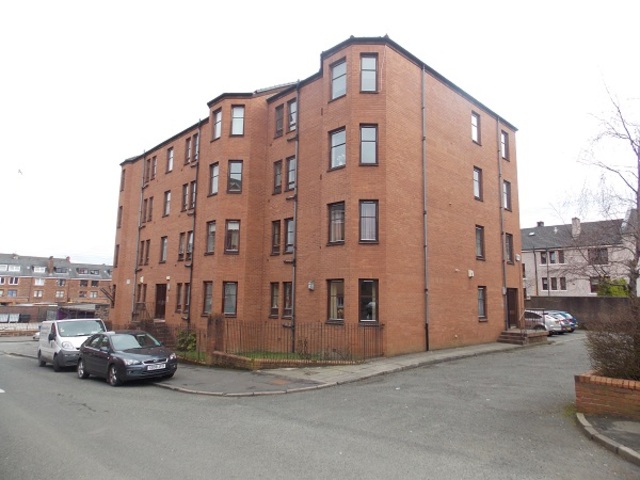  Image of 2 bedroom Flat to rent in Golfhill Drive Dennistoun Glasgow G31 at Dennistoun Glasgow Glasgow, G31 2NY