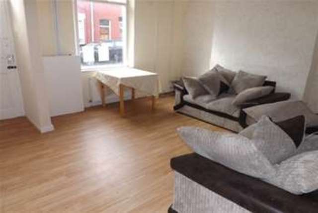  Image of 2 bedroom Detached house to rent in Gordon Street Leigh WN7 at Leigh, WN7 1RW