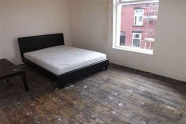  Image of 2 bedroom Detached house to rent in Gordon Street Leigh WN7 at Leigh, WN7 1RW