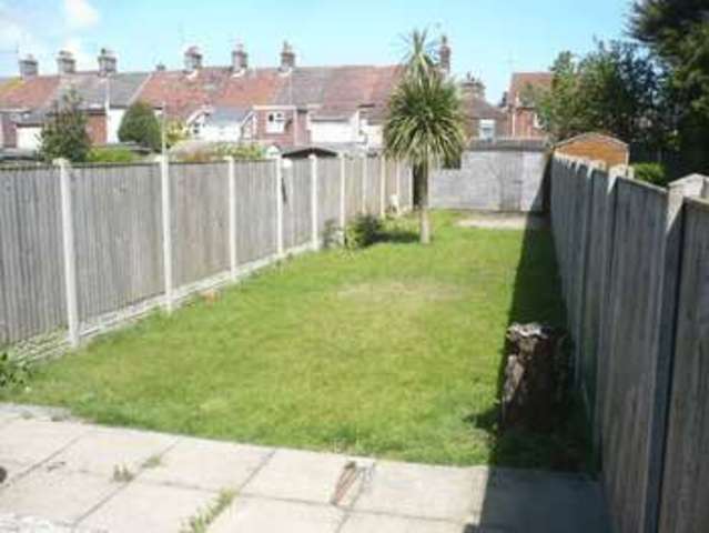  Image of 3 bedroom Terraced house to rent in Colomb Road Gorleston Great Yarmouth NR31 at Colomb Road Gorleston Great Yarmouth, NR31 8BT