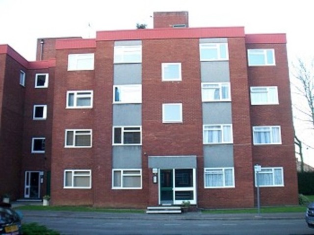  Image of 2 bedroom Flat to rent in Grange Gardens London N14 at Grange Gardens  Southgate, N14 6QW