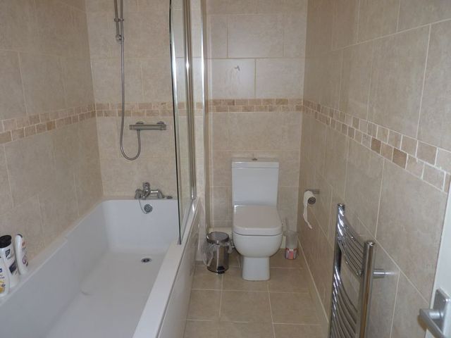  Image of 3 bedroom Flat to rent in Grantham Road Newcastle upon Tyne NE2 at Grantham Road Array Jesmond, NE2 1QX