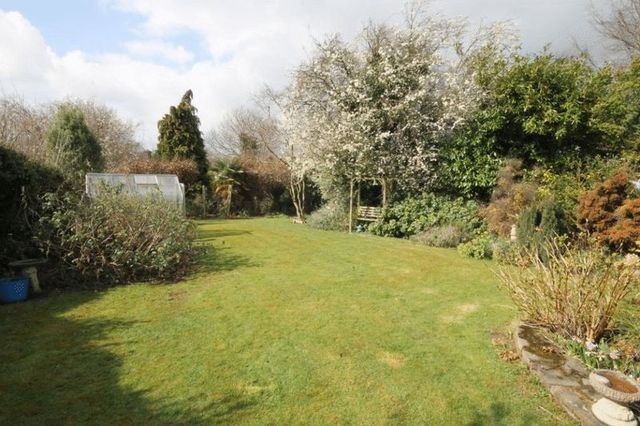  Image of 3 bedroom Detached house for sale in Crabtree Lane Bookham Leatherhead KT23 at Crabtree Lane  Great Bookham, KT23 4PN