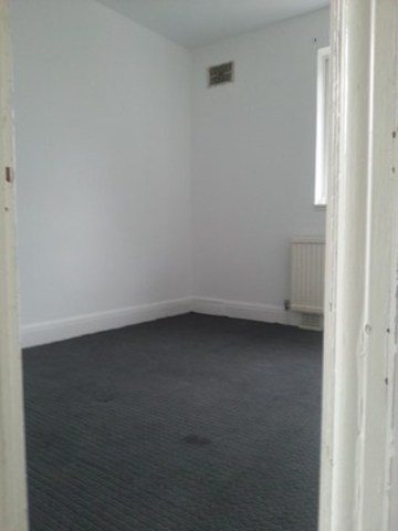  Image of 3 bedroom End of Terrace to rent in Greatfield Avenue London E6 at GREATFIELD AVE  EAST HAM, E6 3RU