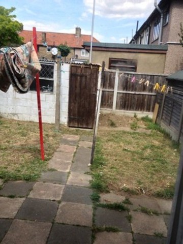  Image of 3 bedroom Terraced house for sale in Green Lane Dagenham RM8 at GREEN LANE  GOODMAYES, RM8 1DH