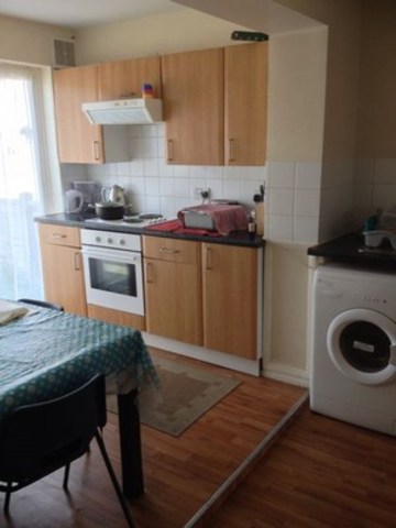  Image of 3 bedroom Terraced house for sale in Green Lane Dagenham RM8 at GREEN LANE  GOODMAYES, RM8 1DH