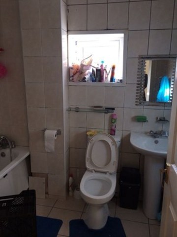  Image of 2 bedroom Ground Flat to rent in Green Lane Ilford IG3 at GREEN LANE  GOODMAYES, IG3 9LW