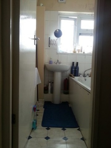  Image of 3 bedroom Detached house for sale in South Park Drive Ilford IG3 at GREEN LANE ILFORD ESSEX, IG3 9AX