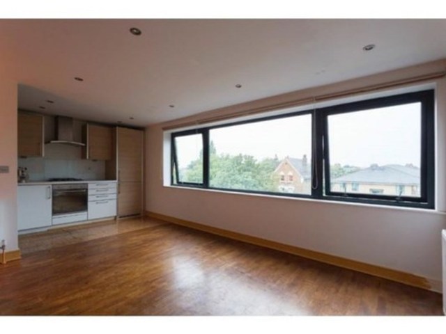  Image of 2 bedroom Apartment to rent in Green Lanes London N4 at GREEN LANE  MANOR HOUSE, N4 2JG