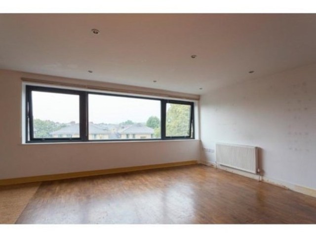  Image of 2 bedroom Apartment to rent in Green Lanes London N4 at GREEN LANE  MANOR HOUSE, N4 2JG