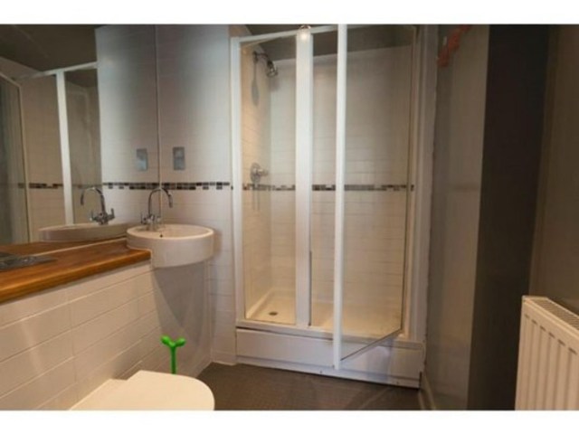  Image of 2 bedroom Apartment to rent in Green Lanes London N4 at GREEN LANE  MANOR HOUSE, N4 2JG