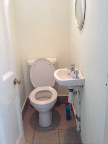  Image of 6 bedroom Detached house to rent in Green Lanes London N13 at Green Lanes  Palmers Green, N13 4DR