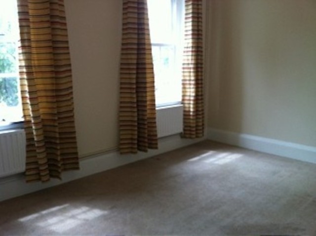  Image of 1 bedroom Flat to rent in Green Lanes London N21 at Green Lanes  Winchmore Hill, N21 2SH