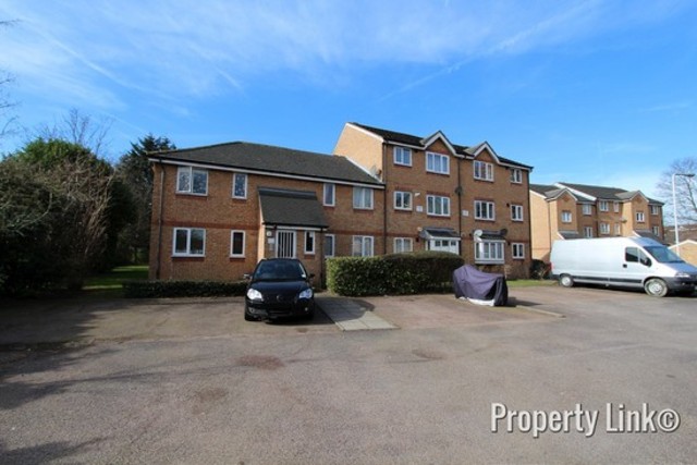  Image of 1 bedroom Flat for sale in Greenacre Gardens London E17 at Greenacre Gardens  London, E17 9EX