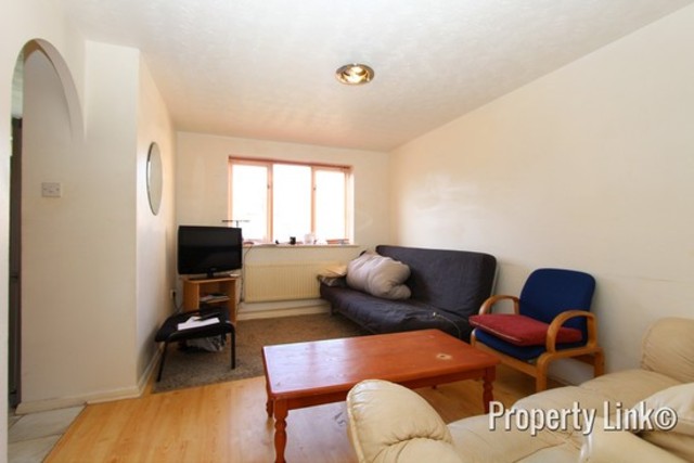  Image of 1 bedroom Flat for sale in Greenacre Gardens London E17 at Greenacre Gardens  London, E17 9EX
