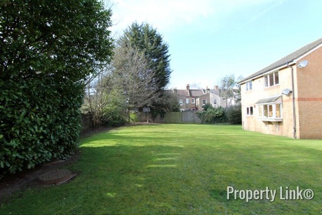  Image of 1 bedroom Flat for sale in Greenacre Gardens London E17 at Greenacre Gardens  London, E17 9EX