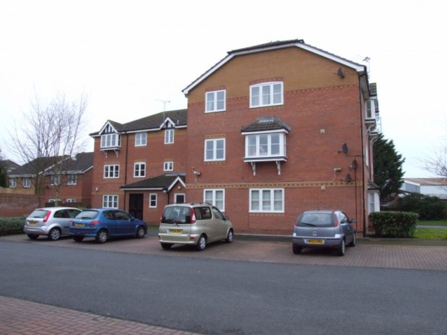  Image of 2 bedroom Apartment for sale in Greenbriar Close Blackpool FY3 at Greenbriar Close  Blackpool, FY3 7SA