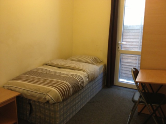  Image of 5 bedroom End of Terrace for sale in Greenleaf Road London E17 at Greenleaf Road  Walthamstow, E17 6QN
