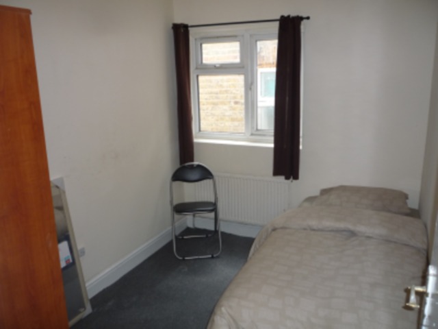  Image of 5 bedroom End of Terrace for sale in Greenleaf Road London E17 at Greenleaf Road  Walthamstow, E17 6QN