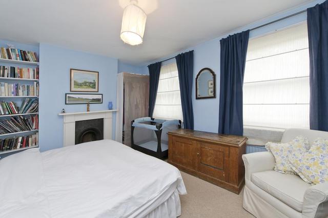  Image of 3 bedroom Property for sale in Grove Road London SW13 at Grove Road  London, SW13 0HQ