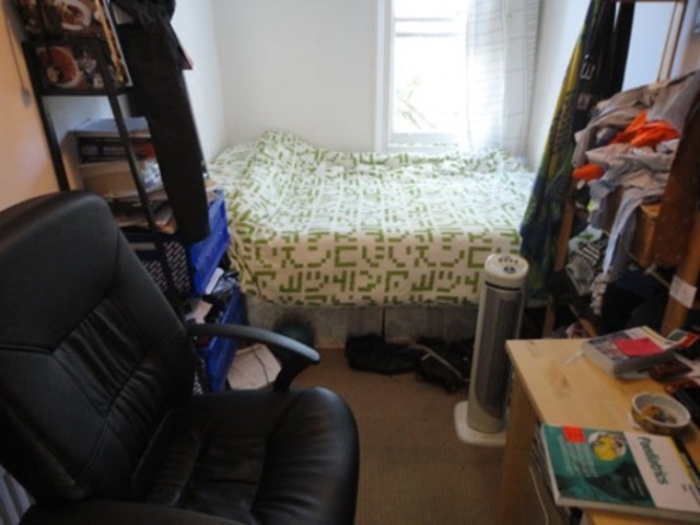  Image of 4 bedroom Terraced house to rent in Grove Road London E3 at Grove Road  Mile End, E3 5AX