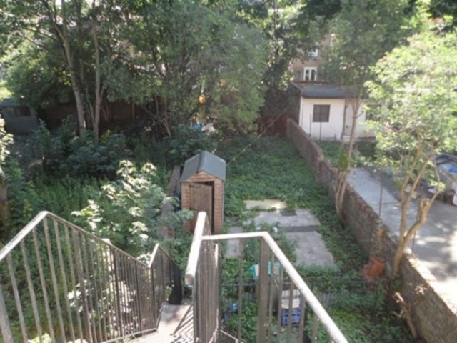  Image of 4 bedroom Terraced house to rent in Grove Road London E3 at Grove Road  Mile End, E3 5AX