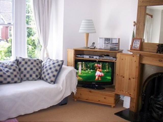  Image of 2 bedroom Flat to rent in Grovelands Road London N13 at Grovelands Road  Palmers Green, N13 4RJ