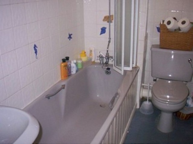  Image of 2 bedroom Flat to rent in Grovelands Road London N13 at Grovelands Road  Palmers Green, N13 4RJ