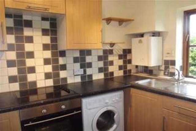  Image of 1 bedroom Flat to rent in Highclere Burpham Guildford GU1 at Guildford, GU1 1XP