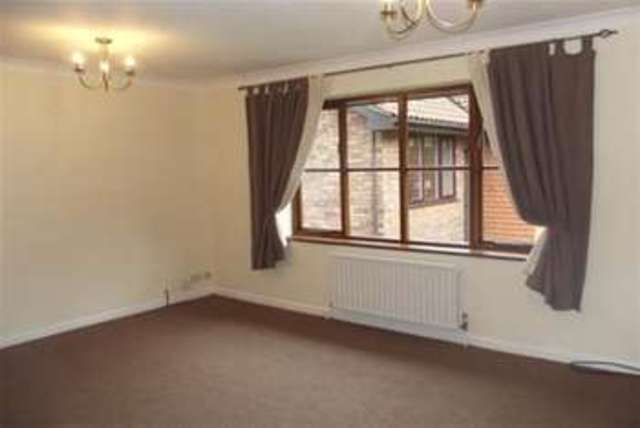  Image of 1 bedroom Flat to rent in Highclere Burpham Guildford GU1 at Guildford, GU1 1XP
