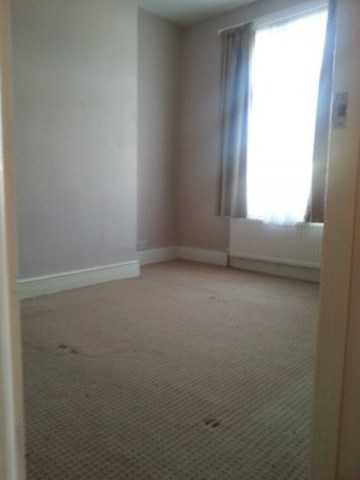  Image of 3 bedroom Terraced house to rent in Guildford Road Ilford IG3 at GUILDFORD ROAD  ILFORD, IG3 9YD