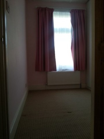  Image of Terraced house to rent in Guildford Road Ilford IG3 at GUILDFORD ROAD  SEVEN KINGS, IG3 9YD