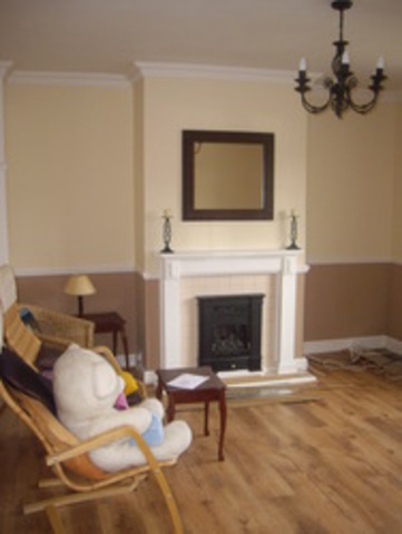 Image of 3 bedroom Semi-Detached house to rent in Hall Road Chadwell Heath Romford RM6 at Hall Road Chadwell heath Romford, RM6 4LJ