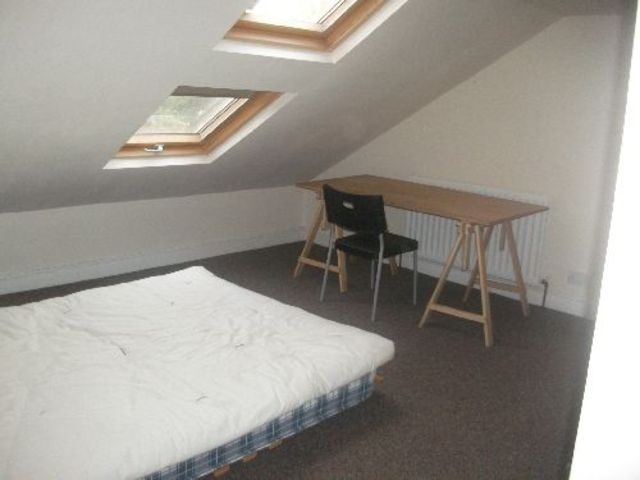  Image of 5 bedroom House Share to rent in Harborne Lane Selly Oak Birmingham B29 at Harborne West Midlands Harborne, B29 6TG